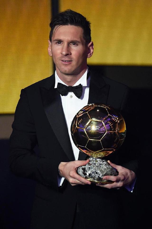 奥斯卡报平安：感谢球迷们的祝福和留言，我没事的（奥斯卡报平安：感谢球迷关心与留言，我一切安好）