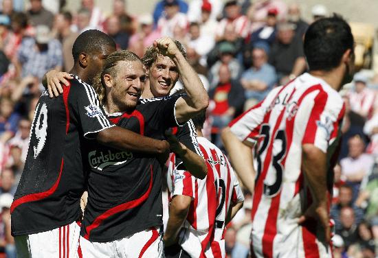 如此巴萨，怎能不爱？亚马尔助攻梅开二度，莱万攻入首球（怎能不爱这支巴萨？亚马尔两次助攻，莱万收获首球）