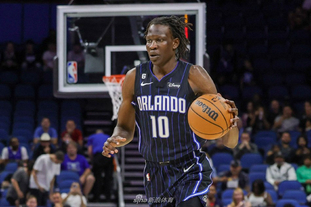 澳媒：珀斯光荣面临巨大伤病危机，多名中前场球员受伤（澳媒：珀斯光荣遭遇严重伤病潮，中前场多名球员受伤）