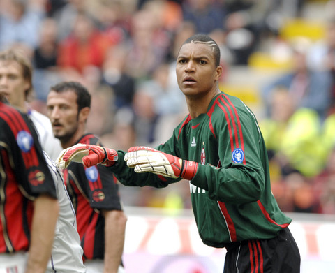 荷甲前瞻：鹿特丹斯巴达遭伤病困扰，海伦芬客战表现平平（荷甲前瞻：鹿特丹斯巴达伤兵满营，海伦芬客场发挥平平）