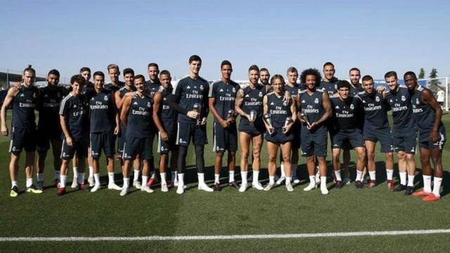 梁民革：本赛季目标是至少打进10球；我希望尽快回归热刺（梁民革：本季冲击两位数进球，期盼早日重返热刺）