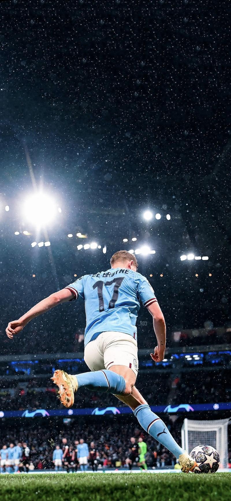 德甲身价涨跌情况：穆西亚拉下降一千万欧，卡尔暴涨四千万欧（德甲身价变动：穆西亚拉下调1000万欧，卡尔上调4000万欧）