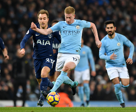 西甲半场：纳瓦罗、N.威廉姆斯建功，毕尔巴鄂2-0莱万特（西甲半场战报：毕尔巴鄂2-0领先莱万特，纳瓦罗与N.威廉姆斯破门）