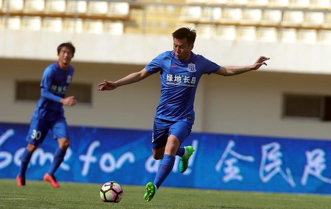 21岁天才成意甲头牌！进球+助攻双榜第一 皇马欲冬窗回购（21岁新星称霸意甲：进球助攻双榜领跑，皇马冬窗或回购）