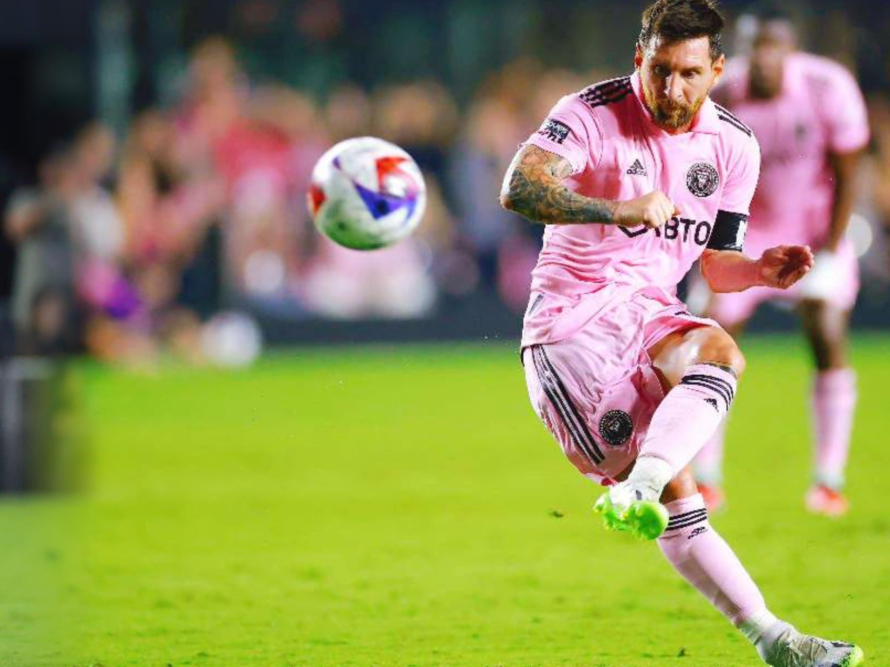 阿斯：西班牙考察帕尔马高中锋马特奥，与阿根廷争夺其代表权（西媒：西班牙足协考察帕尔马高中锋马特奥，阿根廷与之争夺国家队归属）